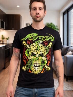 Poison Tour 2018 Skull Snake Graphic Tee Black Small Rock Band Shirt